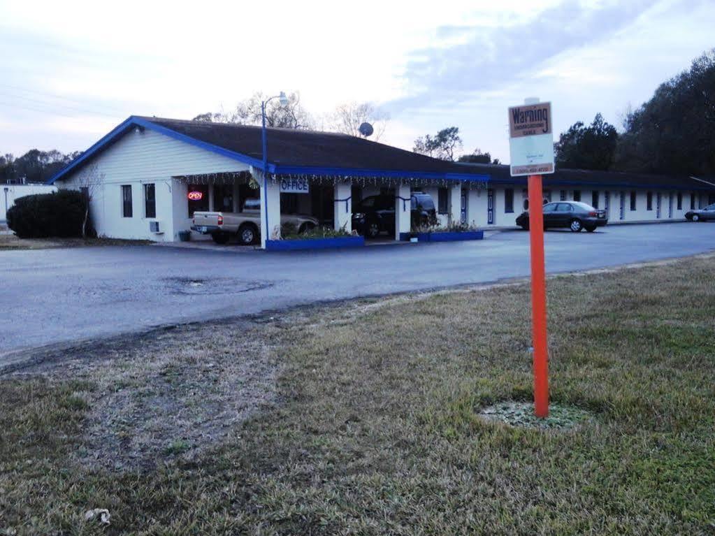 Economy Inn - Lawtey Bagian luar foto
